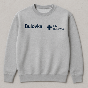 mikina s nápisem vlevo bulovka a znak FN bulovka