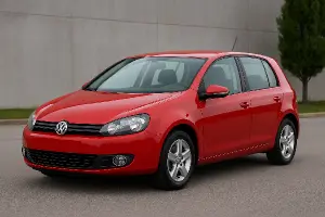 Červený golf 5
