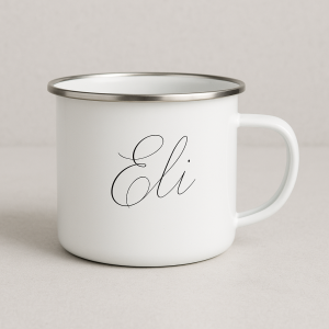 chci mít na jedné straně plecháčku mít napsané svoje jméno "Eli", ozdobným písmem ale velmi tenkou linkou.