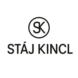Nápis Stáj Kincl, logo s písmen S a K, jiný front písma moderní a jednoduché