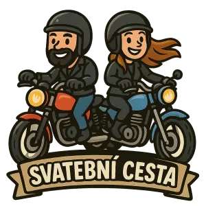 dva motorkáři , muž a žena , každý na své motorce s nápisem svatební cestaat to vypadá jako cartoon logo