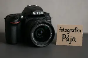 Fotoaparát plus popis fotografka Pája