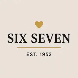 Text, kde srdce bude male zlate, pismo vetsi cerne, cara zlata, rok maly cerny ♡ SIX SEVEN────── EST. 195