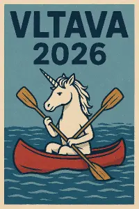 název: Vltava 2026 a pod nápisem jednorožec na kánoi s pádlama