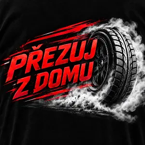 Text červený a u kola dým