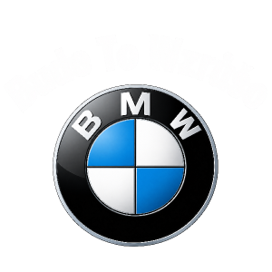 znak značky BMW a nad ním nápis Bude To Wzrůšo nápis aby byl bílý a byl bez pozadí