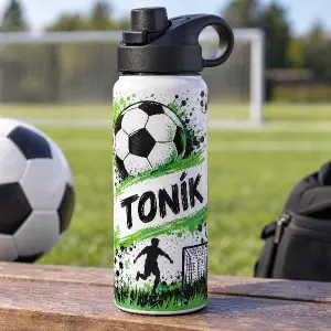 fotbalová láhev se jménem TONÍK