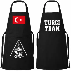 Černázástěra, nahoře vlajka Turecka, na kapsu kotlíkový guláš jednobarevně na druhou stranu nápis: TURCI TEAM (pod sebe)