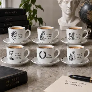 Vytvoř jednotnou sadu 6 espresso hrnků s vlastním potiskem v čistém, elegantním a lehce ironickém akademickém stylu.