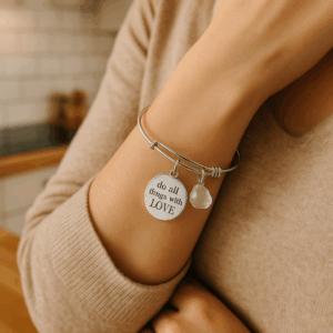 Nastavitelný náramek s kuličkou a srdcem, oboustranným medailónem 2 Nastavitelný náramek s kuličkou a srdcem, oboustranným medailónem - Obrázek 2